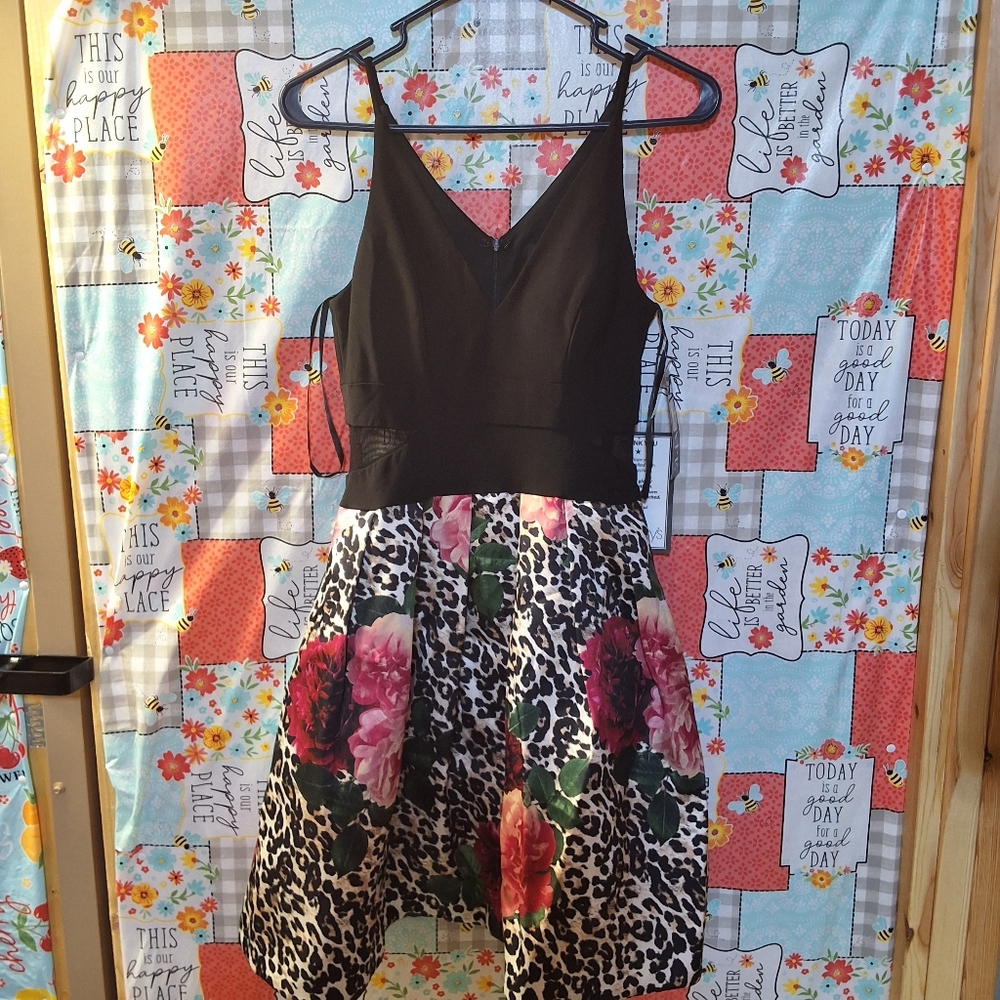 NWT XS CAPE BLACK PRINTED SPAGHETTI STRAP SHORT COCKTAIL FIT+FLARE DRESS